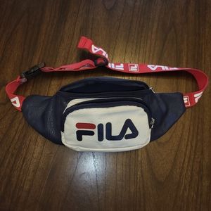 Fila 3 Pocket Fanny Pack Bag, Red, White and Blue. Unisex, EUC.